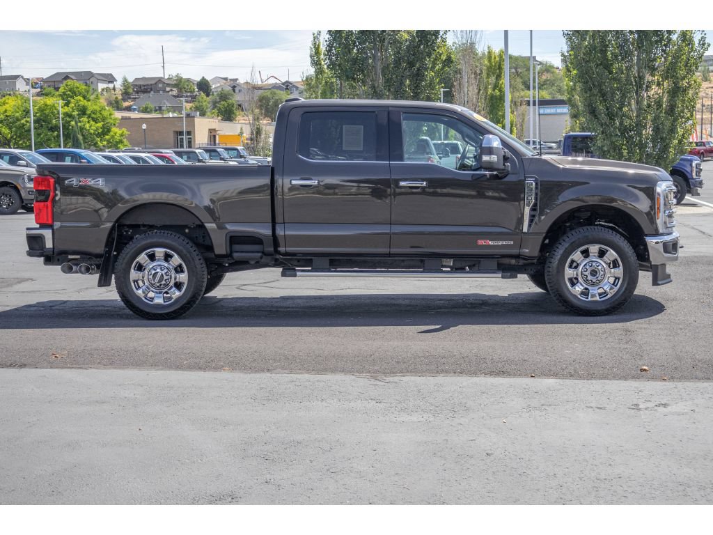 Used 2025 Ford F350 Lariat w/ Chrome Package AWD/4WD image 2