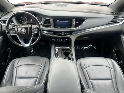 Used 2024 Buick Enclave Premium image 11