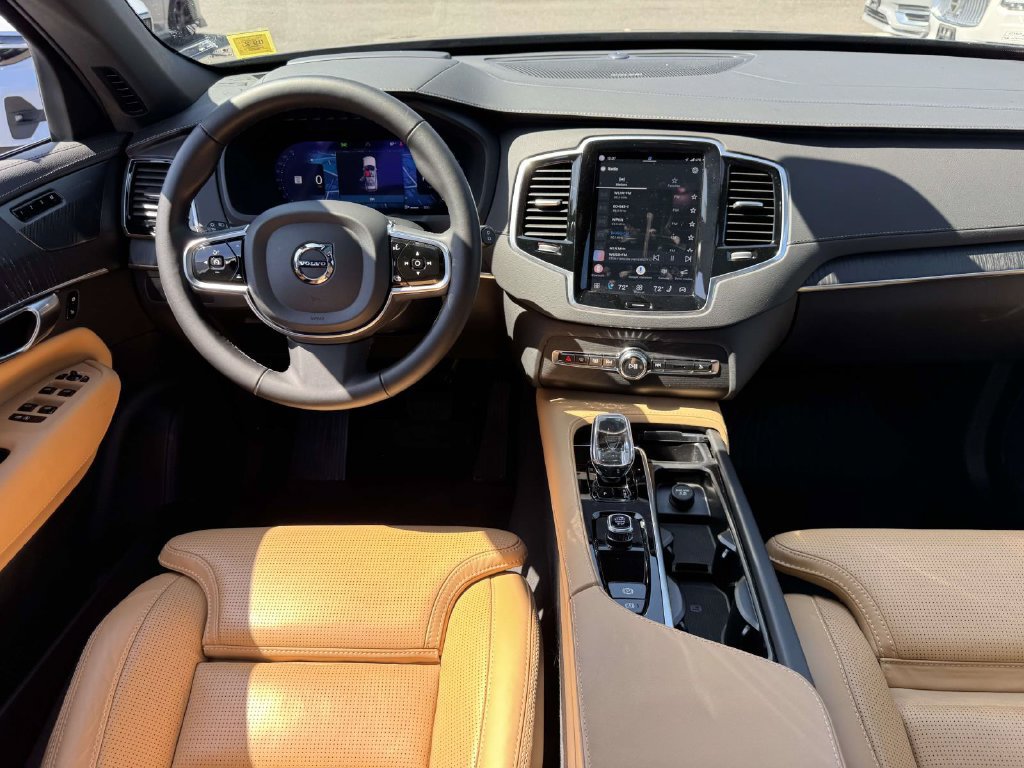 Certified 2024 Volvo XC90 B6 Ultimate AWD/4WD image 11