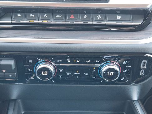 New 2026 GMC Sierra 1500 SLT AWD/4WD image 14