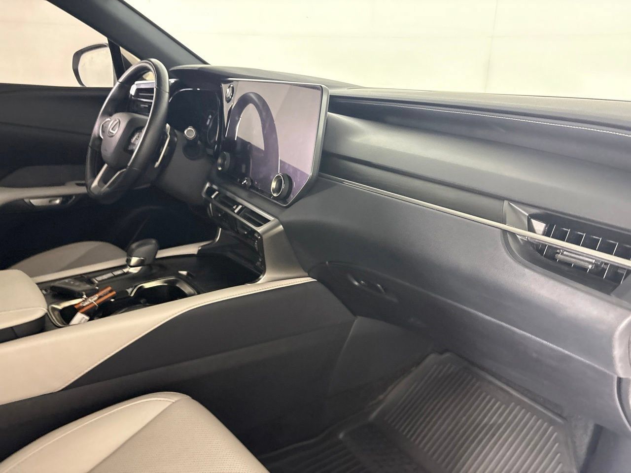 Used 2024 Lexus RX 350 Premium w/ Cold Area Package FWD image 38
