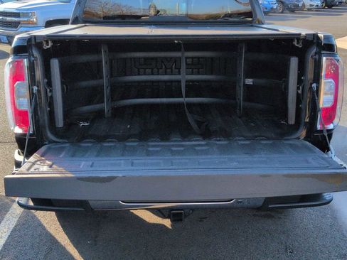 Used 2017 GMC Canyon SLT w/ Driver Alert Package image 35