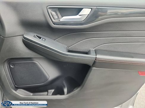 Used 2023 Ford Escape ST-Line AWD/4WD image 35
