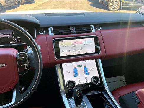 Used 2021 Land Rover Range Rover Sport HST image 6