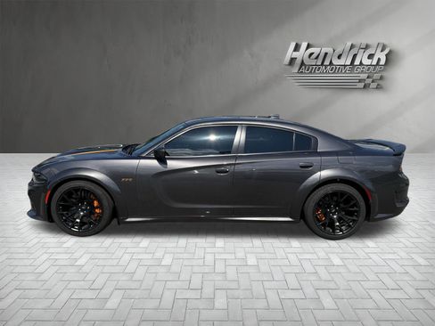 Used 2022 Dodge Charger Scat Pack RWD image 6