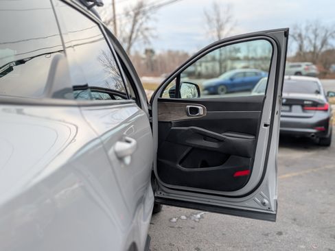 Used 2022 Kia Sorento S w/ Panoramic Sunroof Package image 46