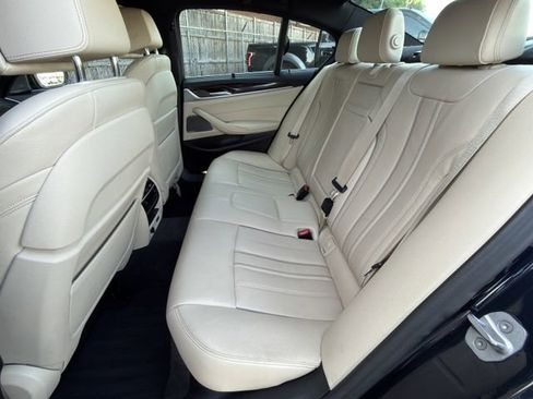 Used 2020 BMW 530i w/ Executive Package RWD image 27