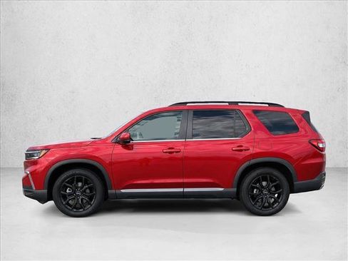 Used 2023 Honda Pilot TrailSport image 4