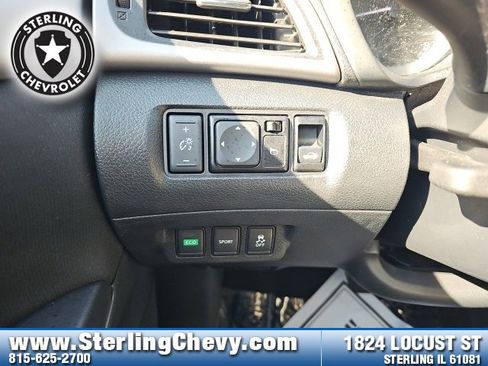 Used 2015 Nissan Sentra SV w/ Cold Weather Package image 18