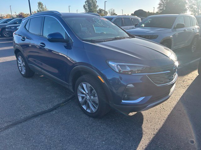 Used 2023 Buick Encore GX Essence w/ Experience Buick Package AWD/4WD image 5