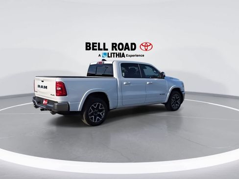 Used 2025 RAM 1500 Laramie AWD/4WD image 8