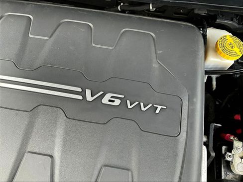 Used 2019 Jeep Cherokee Limited AWD/4WD image 31