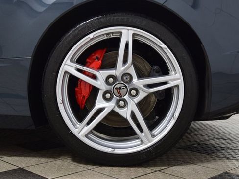 Used 2020 Chevrolet Corvette Stingray Preferred Cpe w/ 2LT Preferred Equipment Group image 24