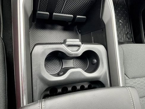 New 2026 RAM 1500 4x4 Crew Cab image 24