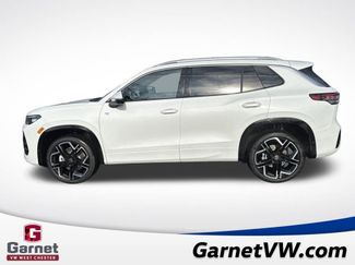 New 2026 Volkswagen Tiguan SEL R-Line video 2