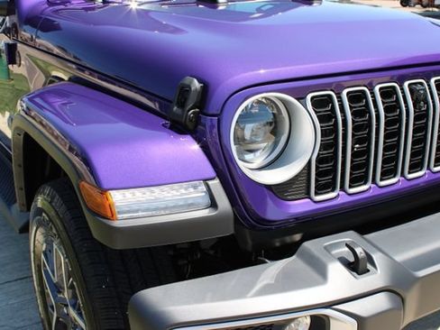 New 2026 Jeep Wrangler Unlimited Sahara AWD/4WD image 5