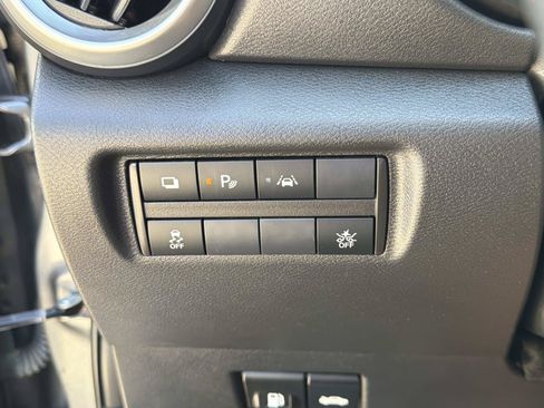 Used 2024 Nissan Versa S w/ Trunk Package FWD image 28