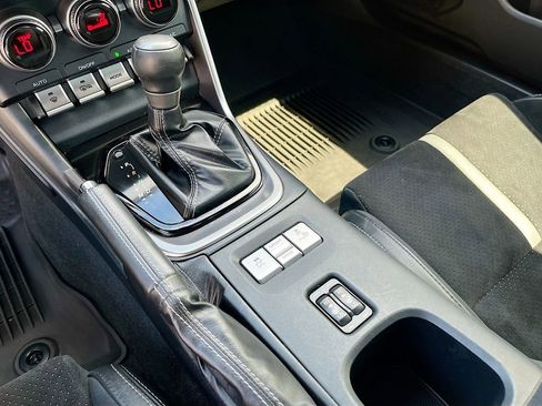 Used 2023 Toyota GR86 Premium w/ ALL Weather Mat Package (TMS) image 16