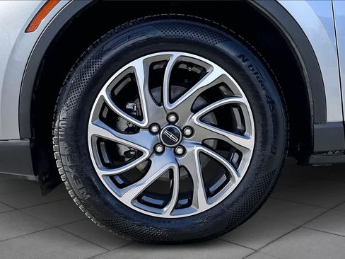 Used 2021 Lincoln Corsair FWD w/ Equipment Group 101A image 11