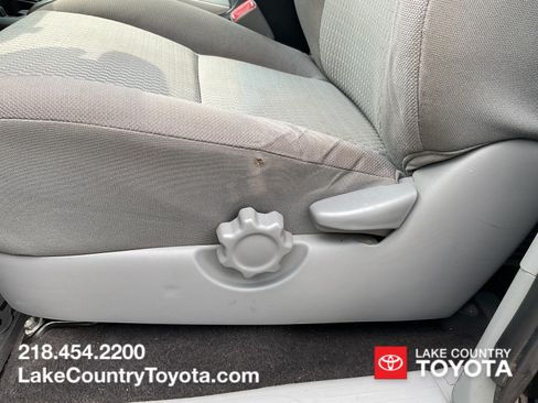 Used 2012 Toyota Tacoma 4x4 Access Cab w/ SR5 Pkg image 21