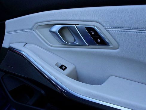 Used 2021 BMW M340i M340i w/ Premium Package image 23