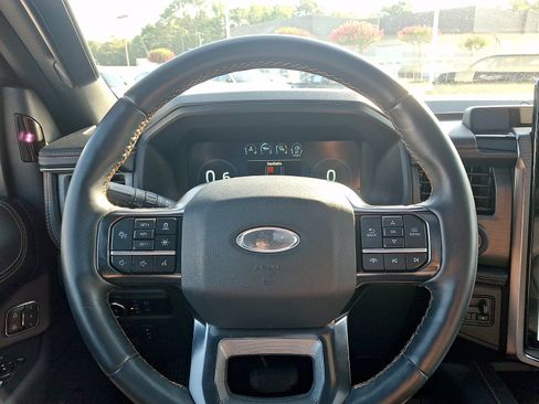 Certified 2023 Ford Expedition Platinum AWD/4WD image 19