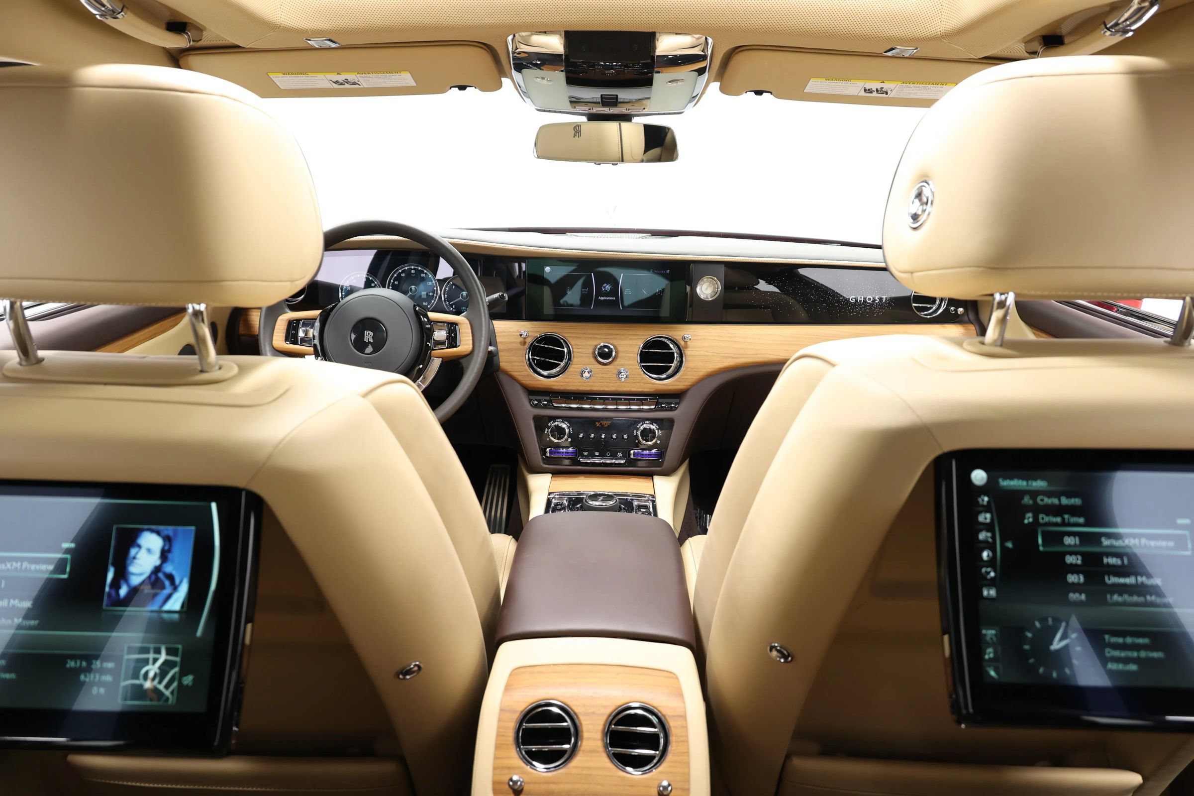 Used 2022 Rolls-Royce Ghost w/ Ghost Package AWD/4WD image 34
