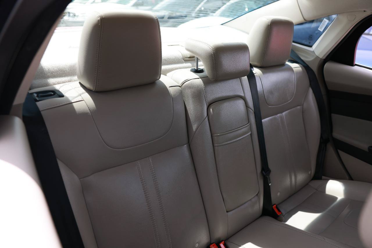 Used 2012 Ford Focus SEL FWD image 14