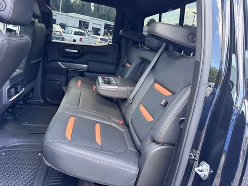 Used 2022 GMC Sierra 1500 AT4 w/ AT4 Premium Package AWD/4WD image 31