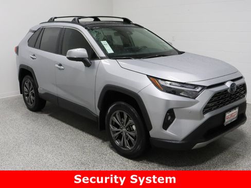 Used 2024 Toyota RAV4 Limited image 4