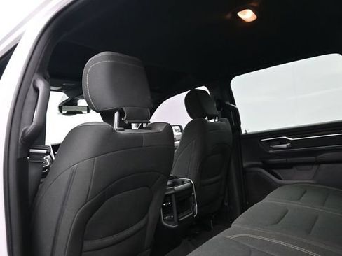 Used 2022 RAM 1500 Big Horn AWD/4WD image 17