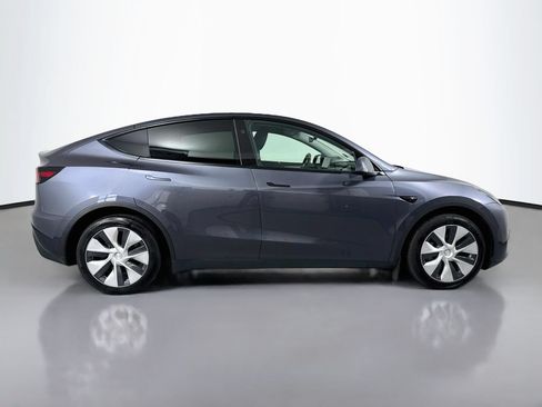 Used 2023 Tesla Model Y Long Range AWD/4WD image 5