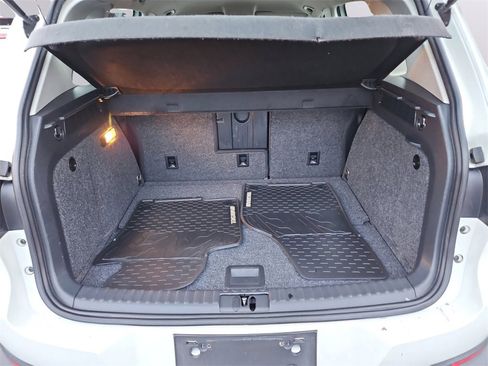 Used 2017 Volkswagen Tiguan Limited w/ Premium Package image 28