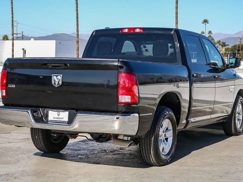 Used 2022 RAM 1500 Classic SLT image 7