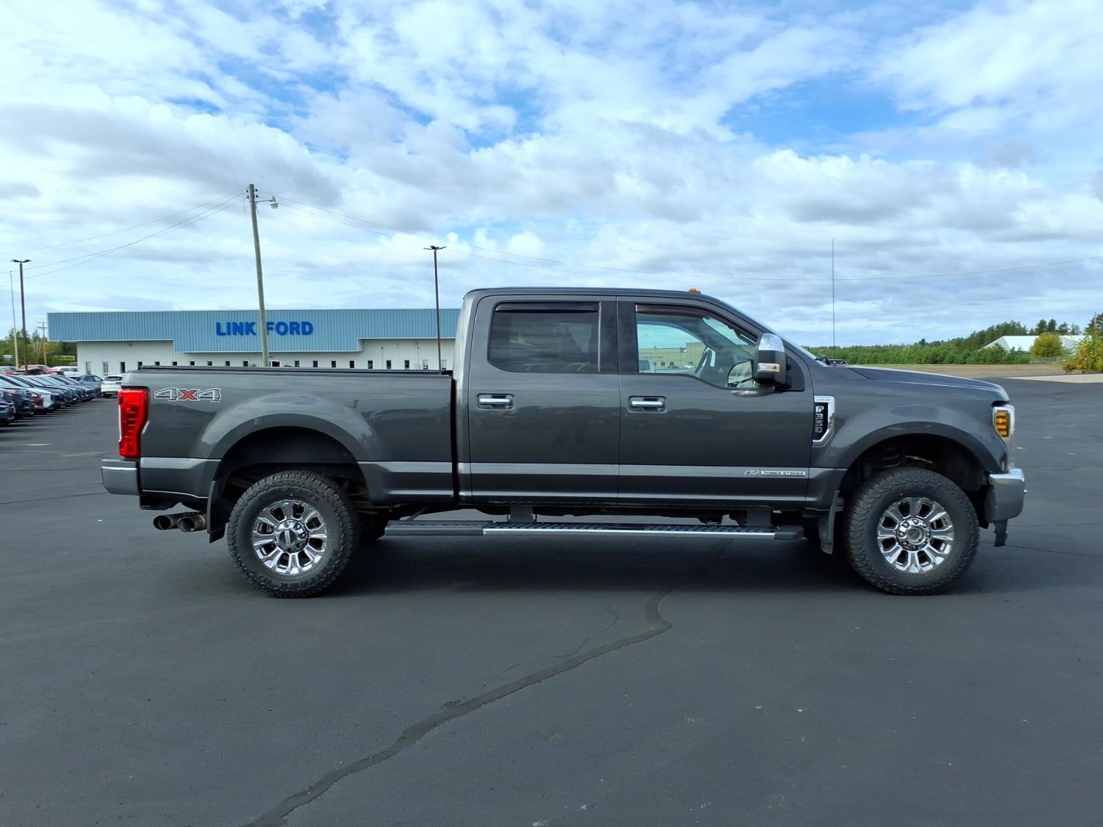 Used 2018 Ford F350 Lariat w/ Chrome Package AWD/4WD image 7