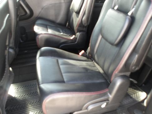 Used 2019 Dodge Grand Caravan GT image 15