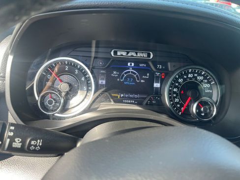 Used 2019 RAM 1500 Laramie AWD/4WD image 30
