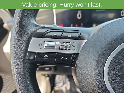 Used 2025 Hyundai Sonata SEL FWD image 16