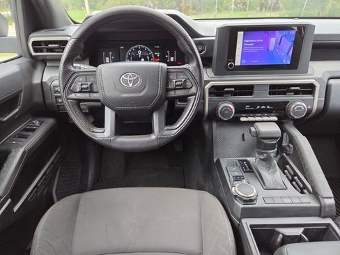 Certified 2024 Toyota Tacoma SR AWD/4WD image 7