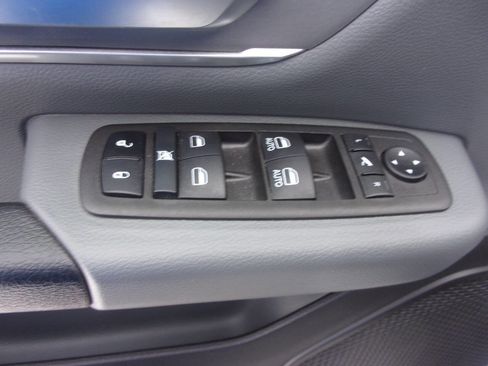 Used 2023 RAM 1500 Lone Star image 11