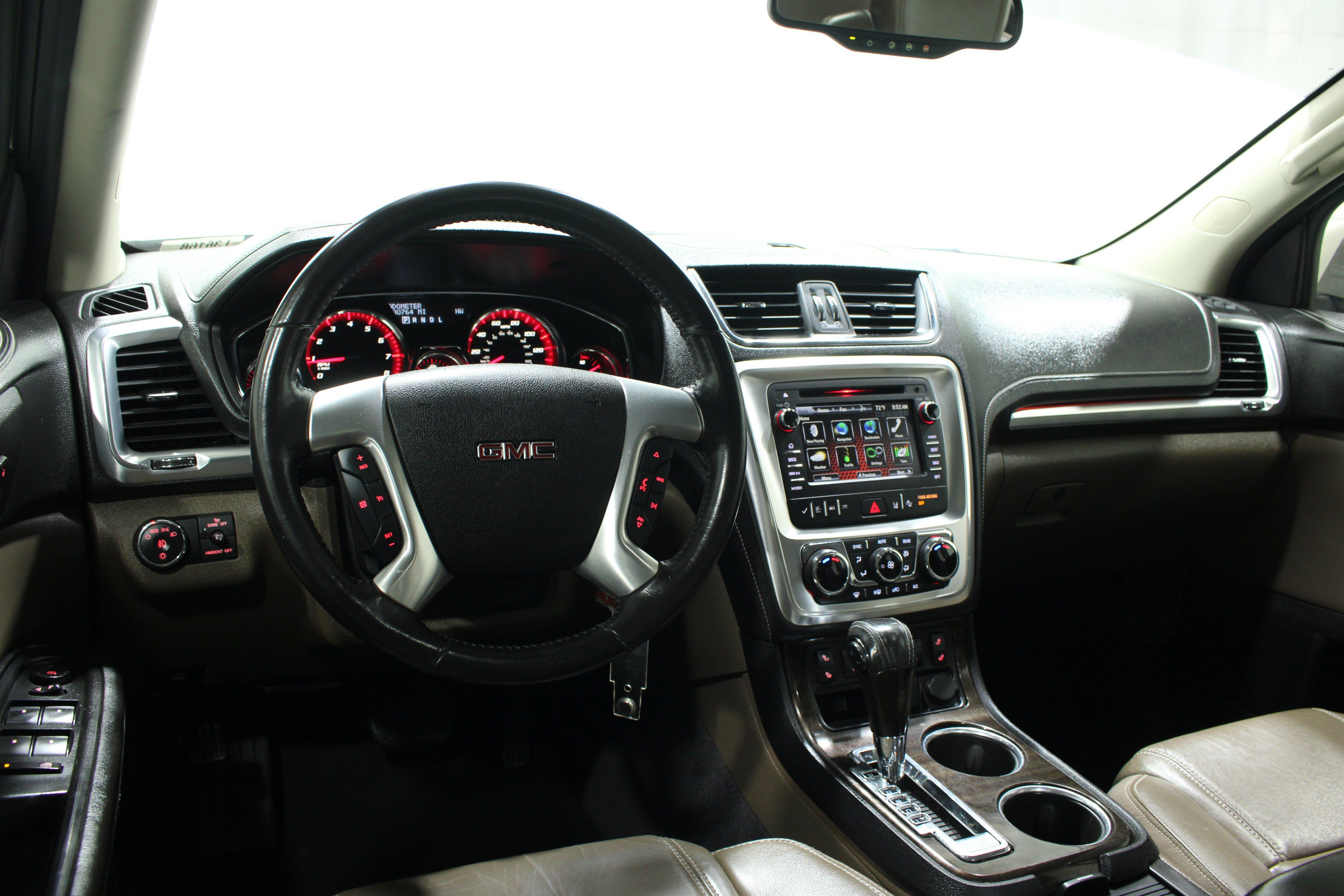 Used 2015 GMC Acadia SLT w/ Open Road Package FWD image 2