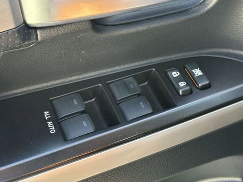 Used 2021 Toyota Land Cruiser image 15