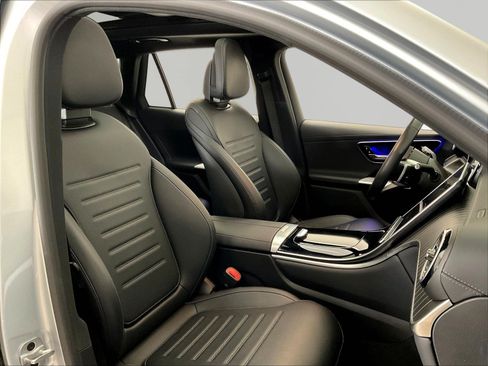 Used 2023 Mercedes-Benz GLC 300 4MATIC image 29