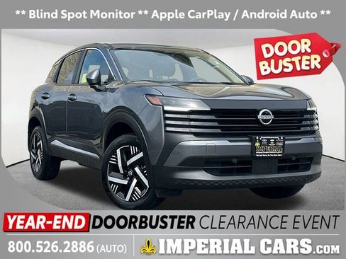 Used 2025 Nissan Kicks SV w/ Charging Package image 1