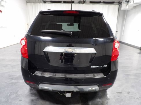 Used 2011 Chevrolet Equinox LTZ image 5