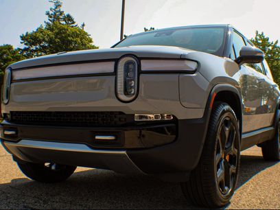 Used 2024 Rivian R1S Adventure
