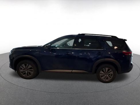Used 2025 Nissan Pathfinder SV AWD/4WD image 8