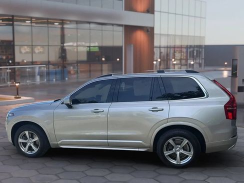 Used 2016 Volvo XC90 T5 Momentum AWD/4WD image 4