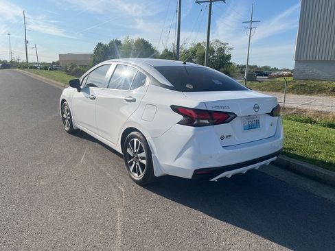 Used 2023 Nissan Versa S w/ S Plus Package image 4
