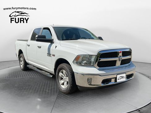 Used 2018 RAM 1500 Classic SLT AWD/4WD image 1